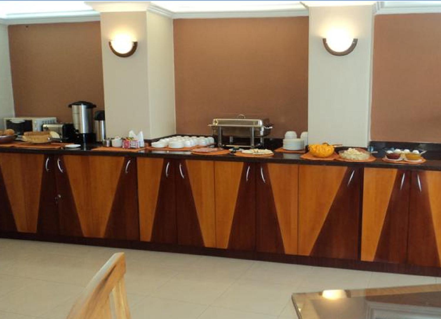 Hotel Santa Monica كوينكا المظهر الخارجي الصورة