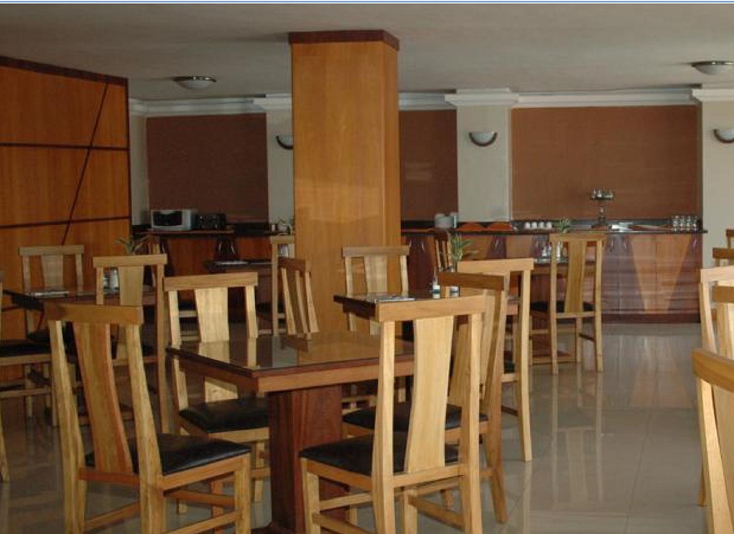 Hotel Santa Monica كوينكا المظهر الخارجي الصورة